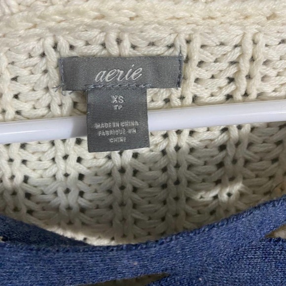 AERIE White with Blue Lace Sweater Size Small - Picture 2 of 7